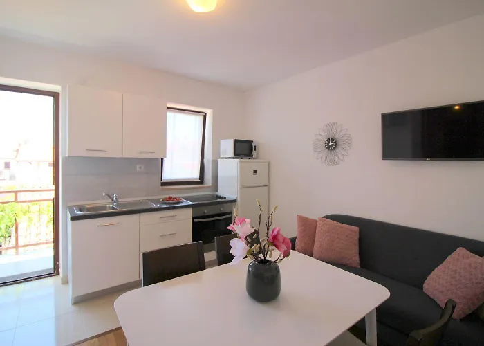 Apartament Lichtdurchflutetes Nur 400 Meter Zum Mit Meerblick, Wifi, Klimaanlage *