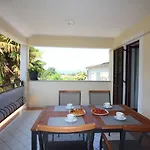 Lichtdurchflutetes Nur 400 Meter Zum Mit Meerblick, Wifi, Klimaanlage Porec