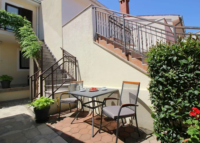 Lichtdurchflutetes Nur 400 Meter Zum Mit Meerblick, Wifi, Klimaanlage