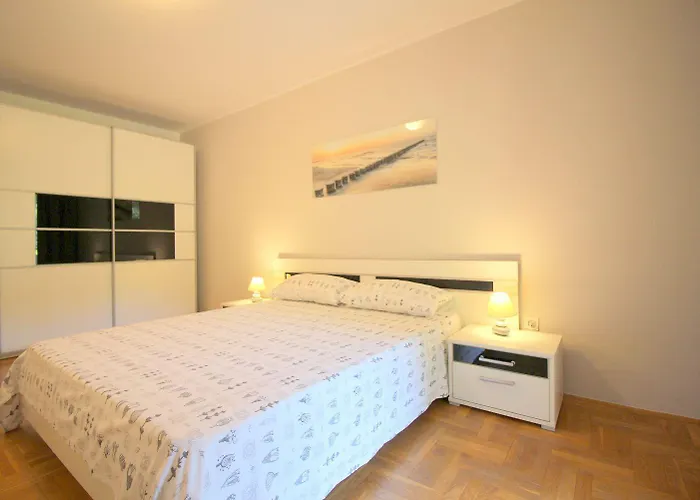 Lichtdurchflutetes Nur 400 Meter Zum Mit Meerblick, Wifi, Klimaanlage * 波雷奇