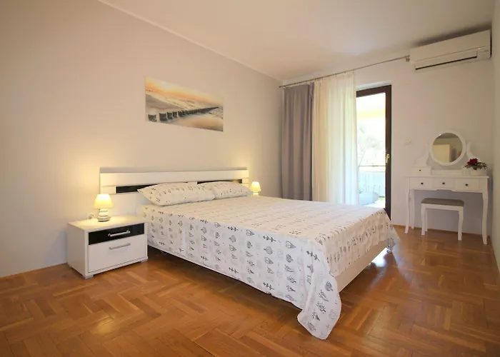 Lichtdurchflutetes Nur 400 Meter Zum Mit Meerblick, Wifi, Klimaanlage *